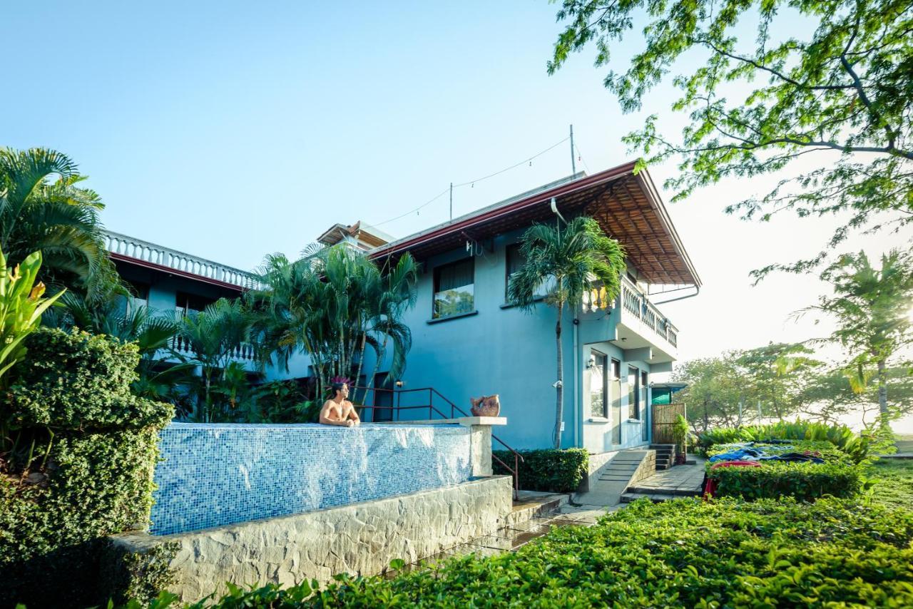 Witch'S Rock Surf Camp Hotel Tamarindo Buitenkant foto