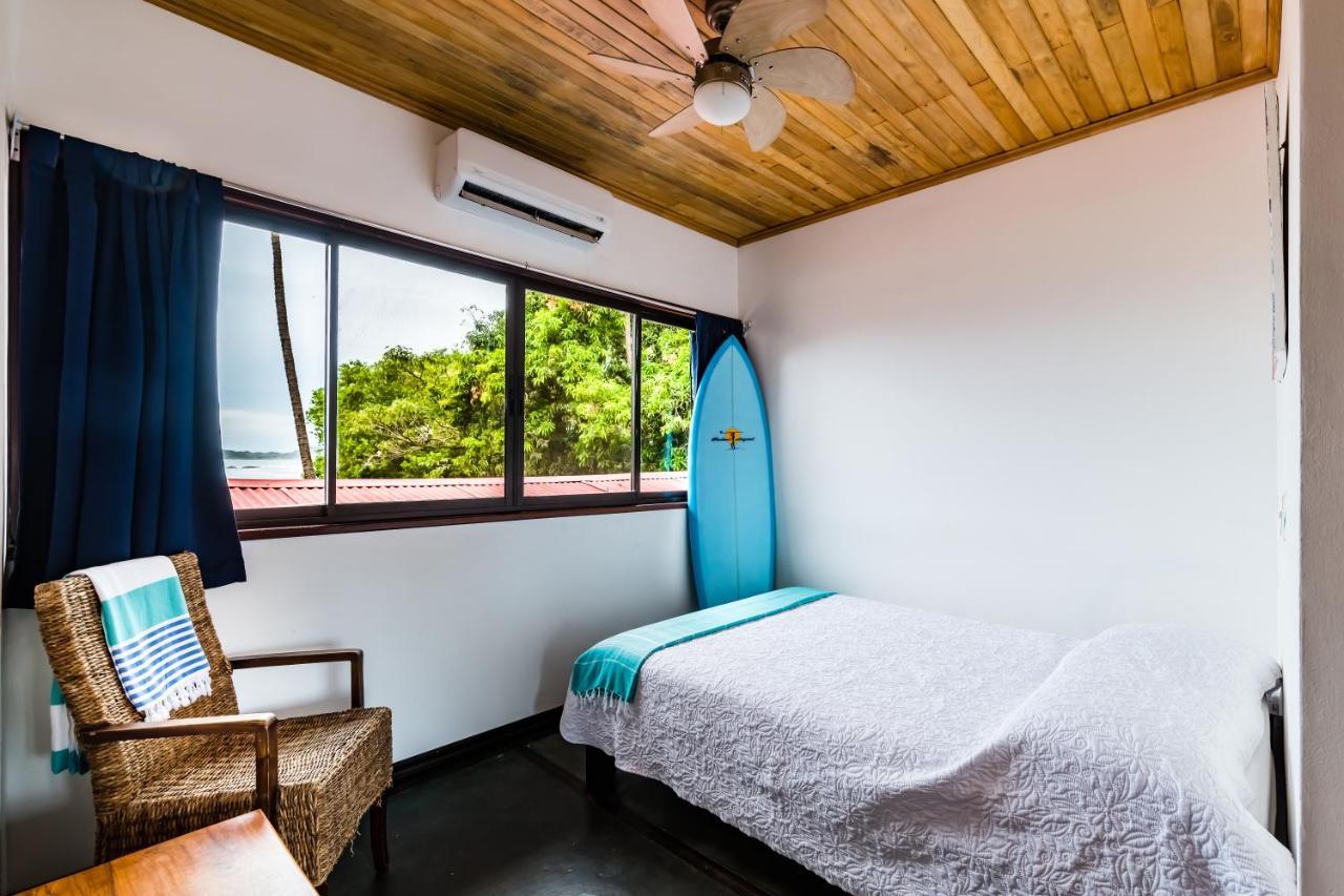 Witch'S Rock Surf Camp Hotel Tamarindo Buitenkant foto